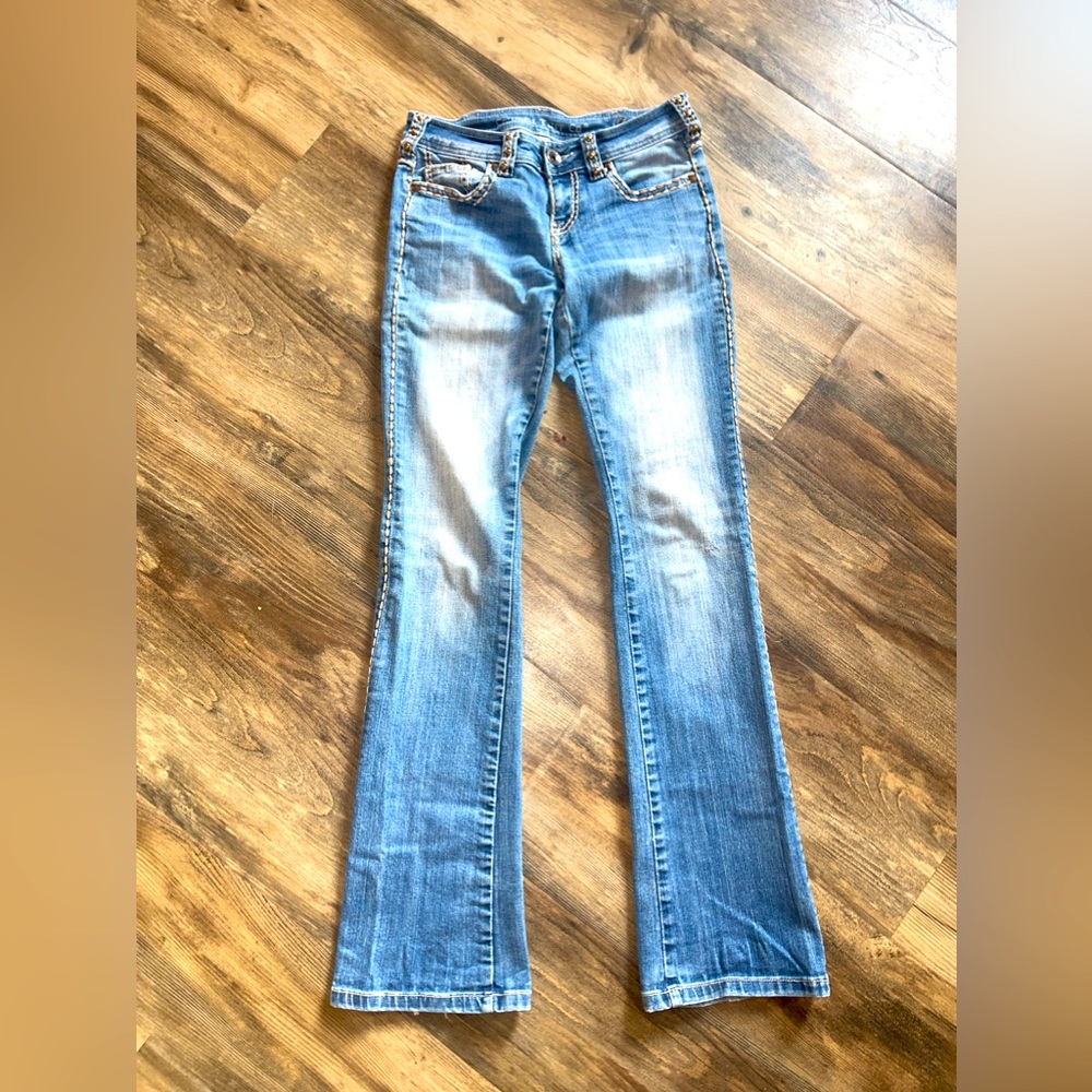 Women's 26x35 Tuff jeans. In excellent condition besides some minor boot wear.